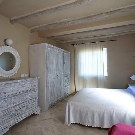 Baia De Bahas Exclusive Hotel